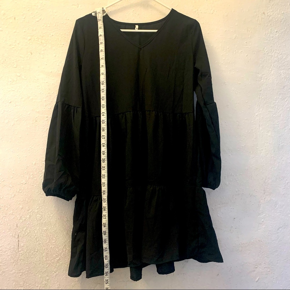 Black dress non-stretchy material size Medium